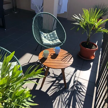 Ferienwohnung ,, Bella “in Poljane mit Pool